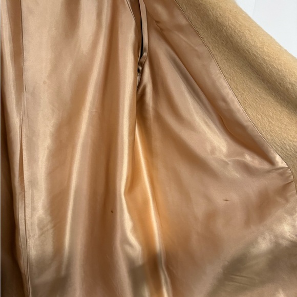 Vintage 1960s Lilli Ann Paris San
Francisco Wool, Fur Collar,
Long Coat - Picture 8 of 10